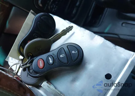 2000 Chrysler 300M from USA, damaged, VIN 2C3HE66G6YH325503